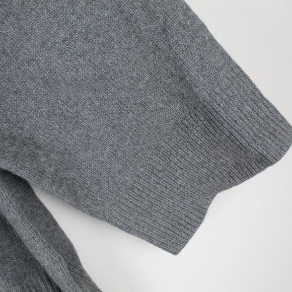 NWT THEORY Swingy Shape Sweater - Picture 11 of 14